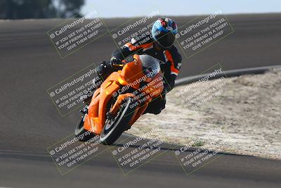 media/Nov-02-2025-Lets Ride (Sun) [[f7a3caa734]]/B Group/1220pm (Turn 2 Outside)/